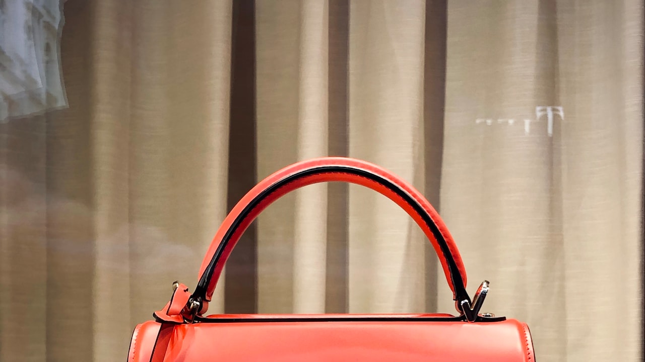 What are jelly purses and handbags?