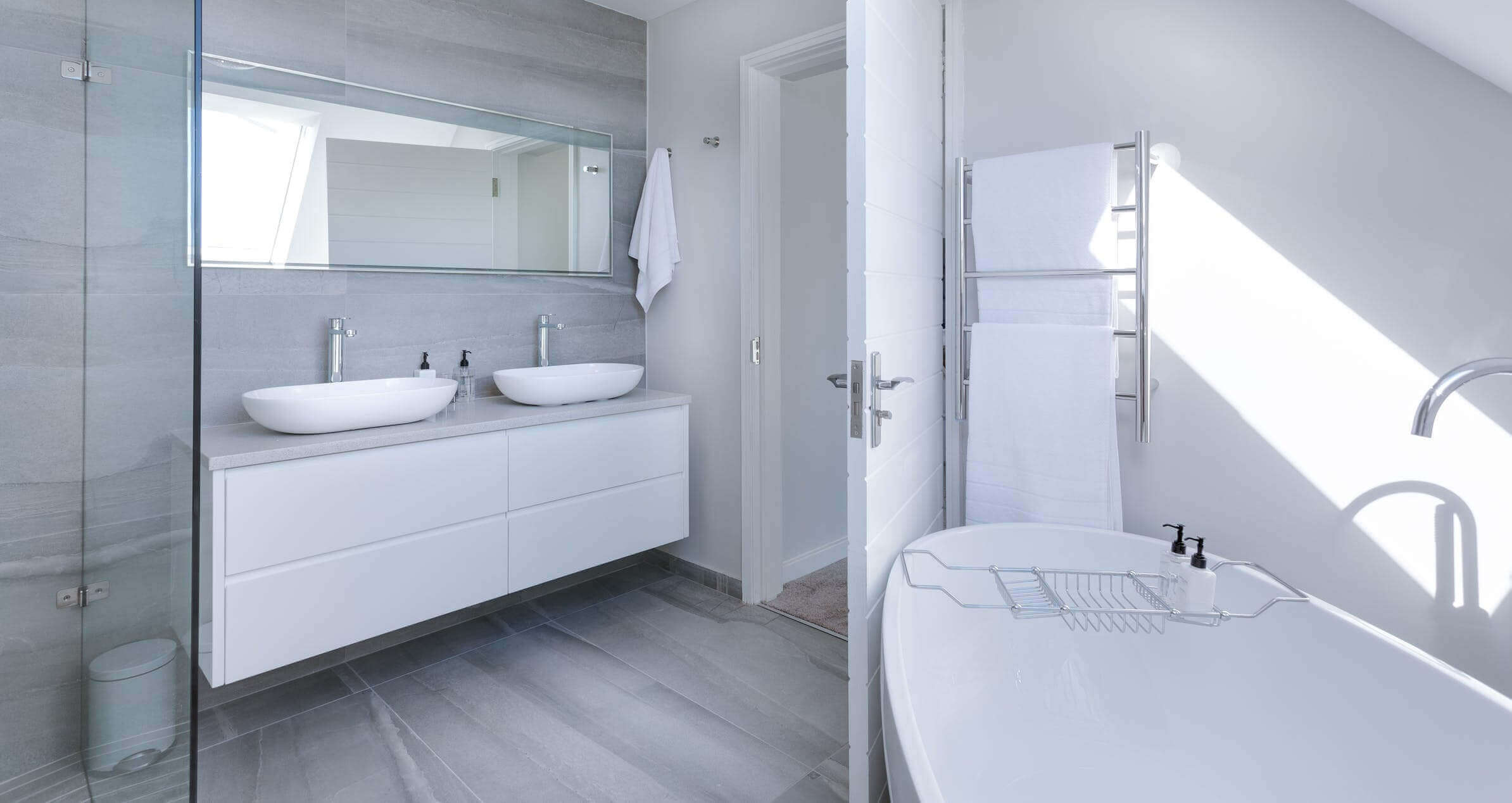 Tips For Choosing The Right Shower Enclosure For Your Bathroom