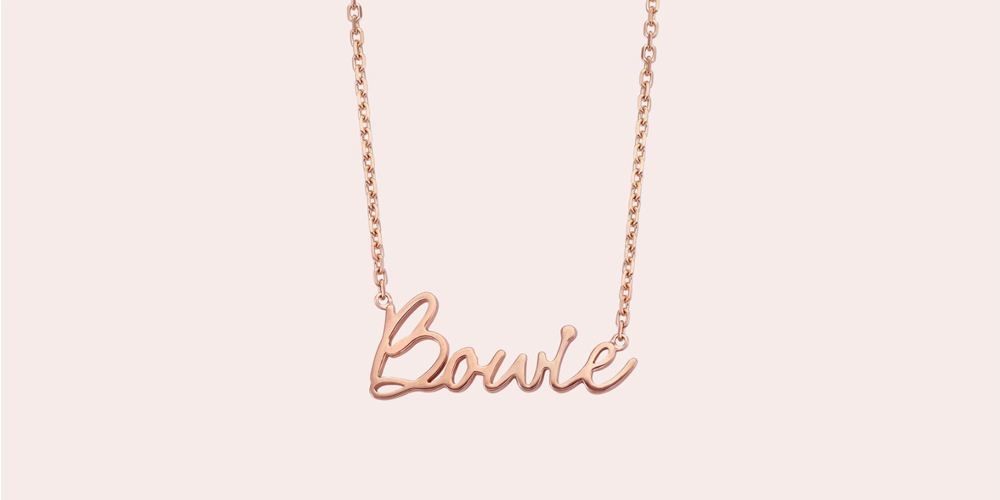 Why are customized name chains so trendy?